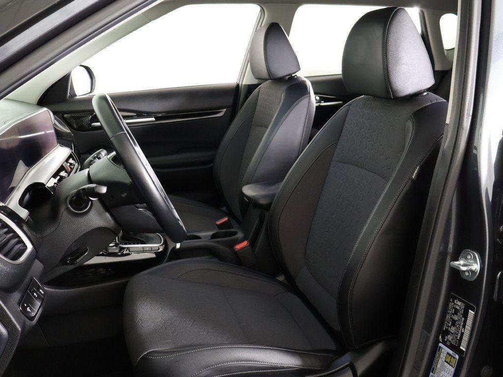 Used 2024 Kia Seltos S image 28