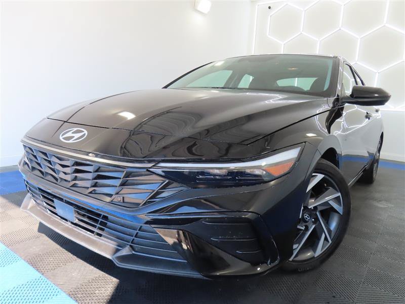 Used 2024 Hyundai Elantra SEL w/ Convenience Package