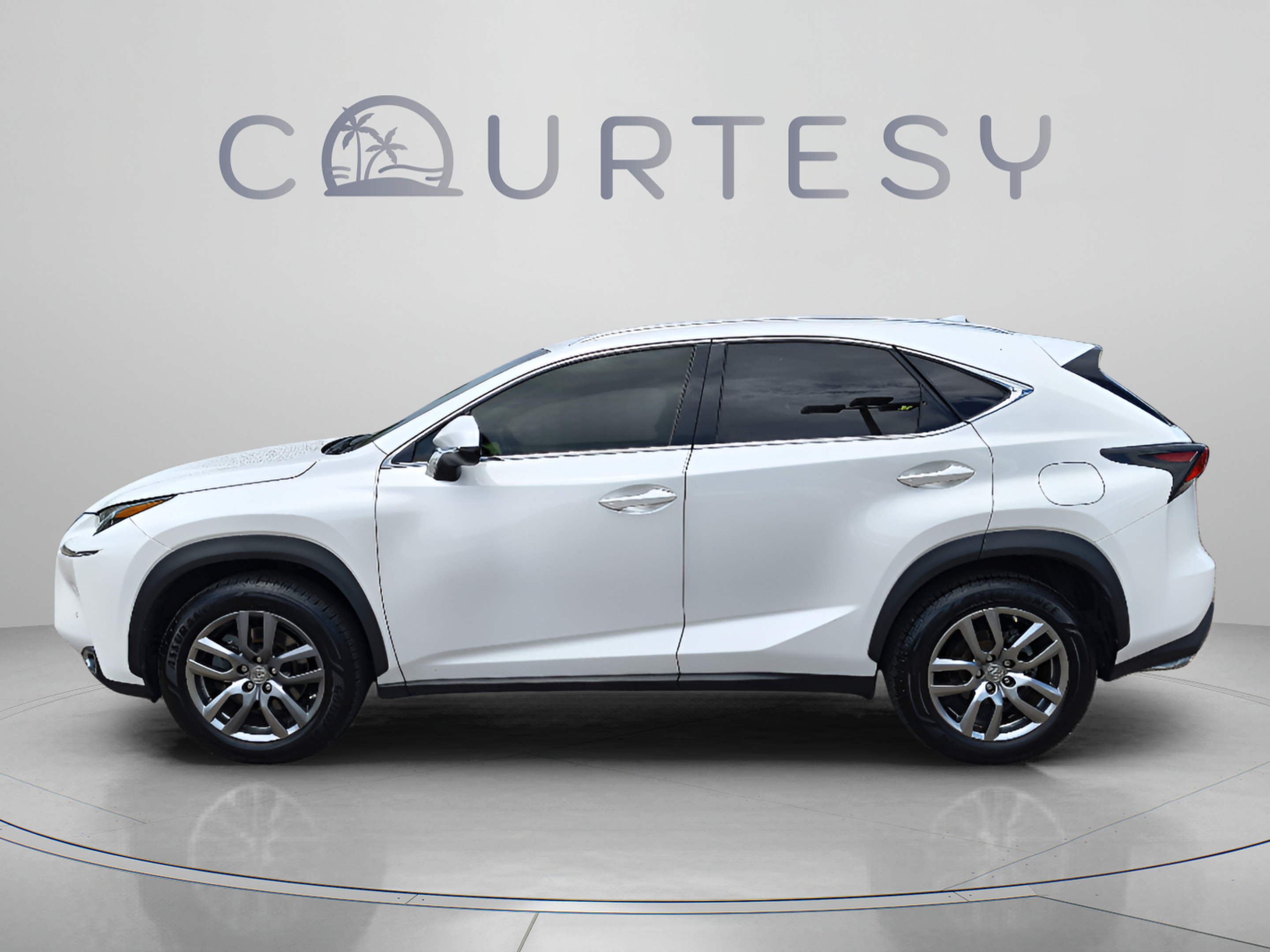 Used 2016 Lexus NX 200t AWD w/ Premium Package image 2