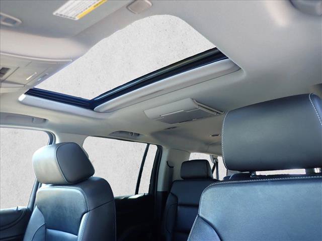 Used 2018 Chevrolet Suburban LT AWD/4WD image 14