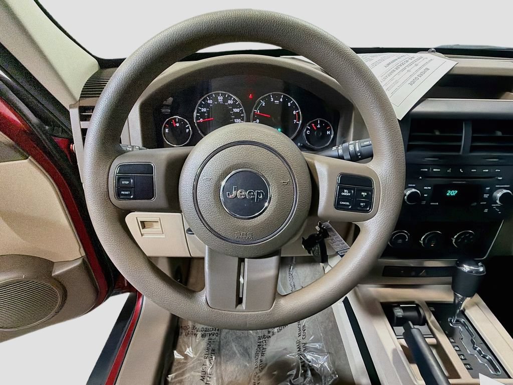 Used 2011 Jeep Liberty Sport AWD/4WD image 12