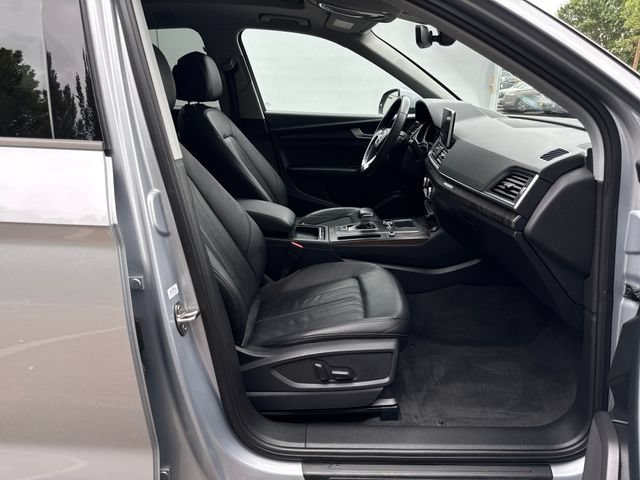 Used 2018 Audi Q5 2.0T Premium AWD/4WD image 9
