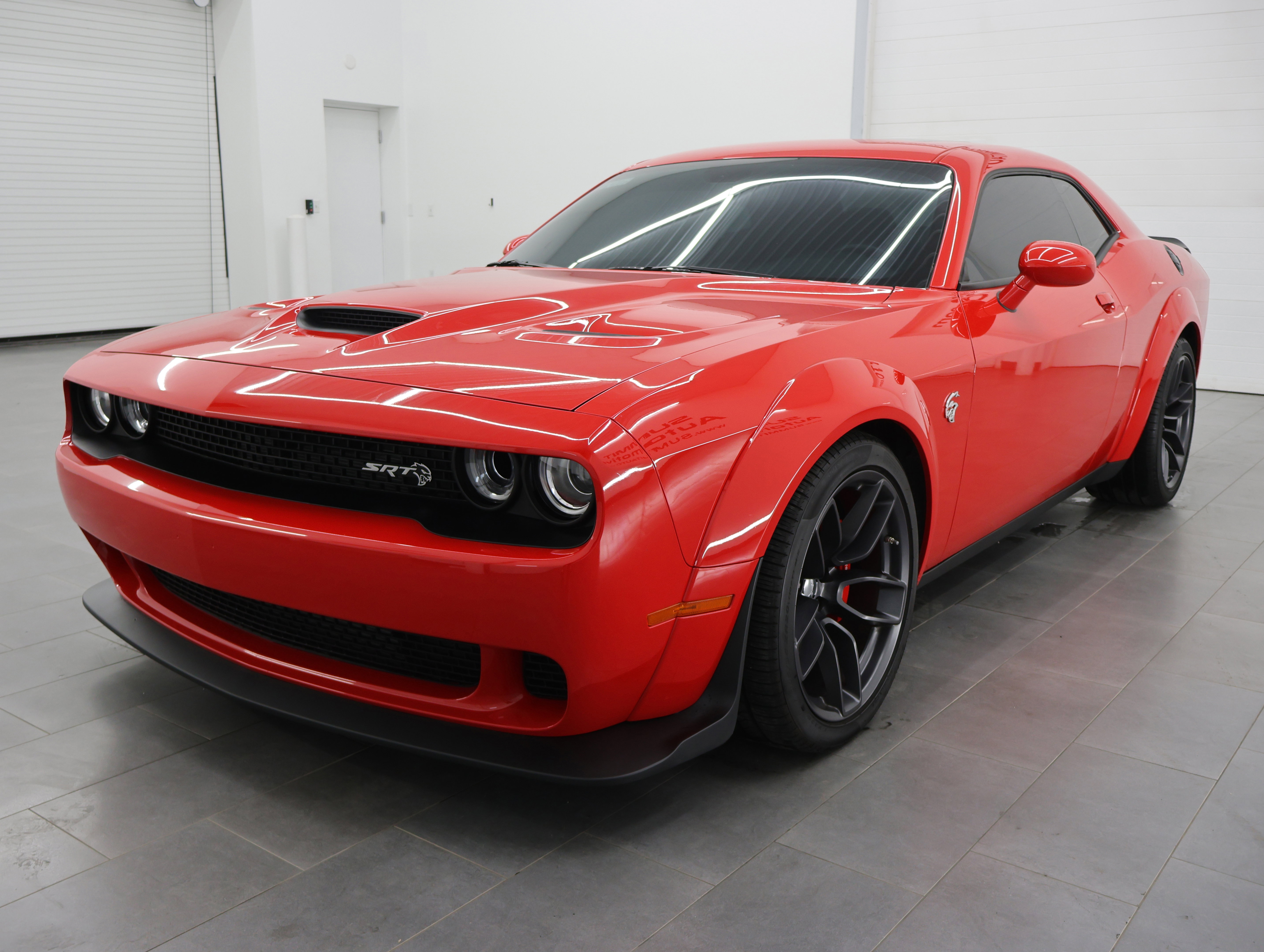 Used 2018 Dodge Challenger SRT Hellcat RWD image 7