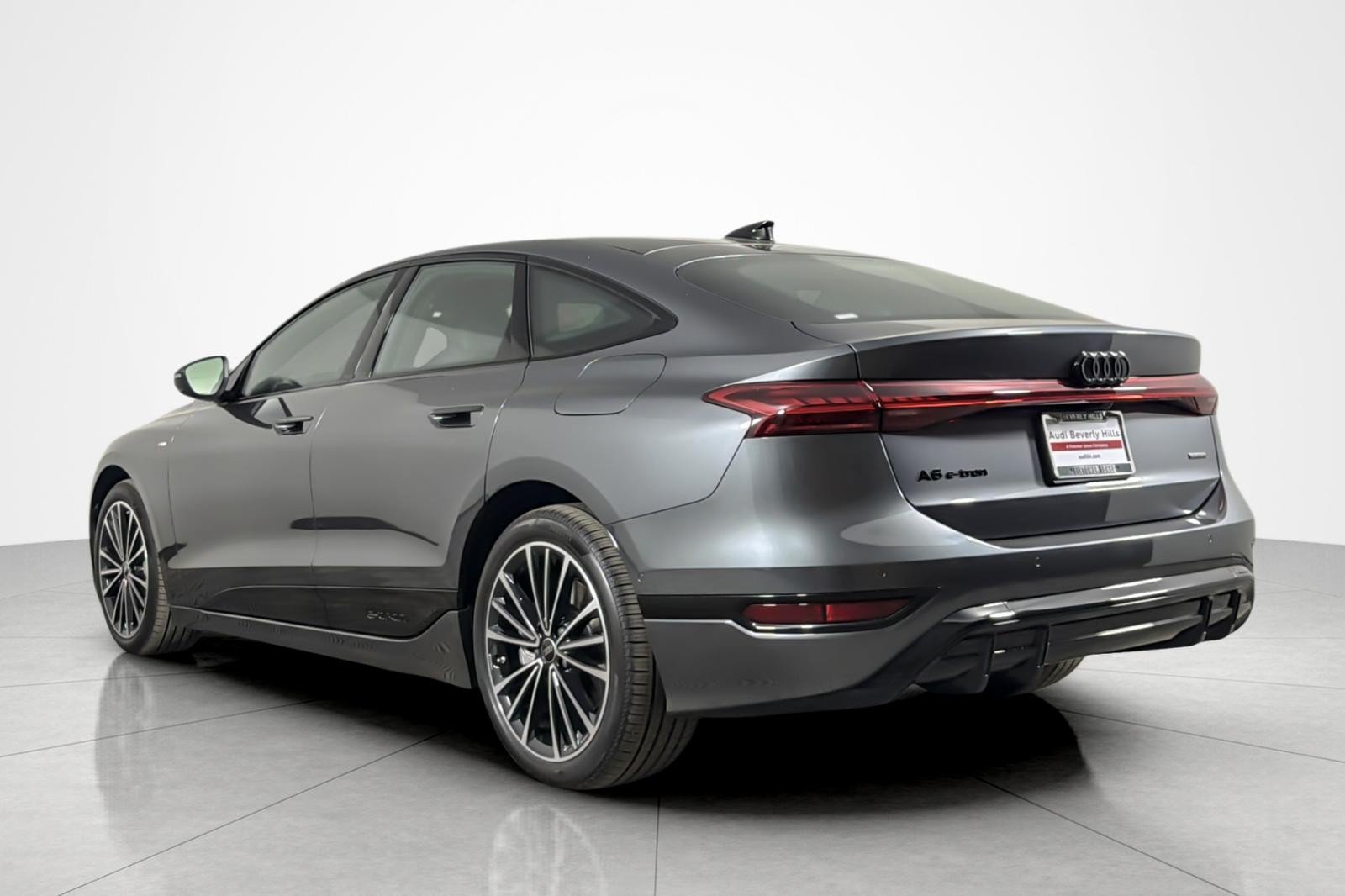 New 2027 Audi A6 e-tron Premium Plus AWD/4WD image 4