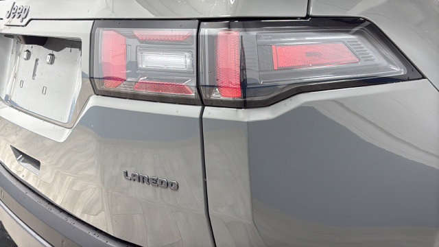 New 2027 Jeep Cherokee Laredo AWD/4WD image 35