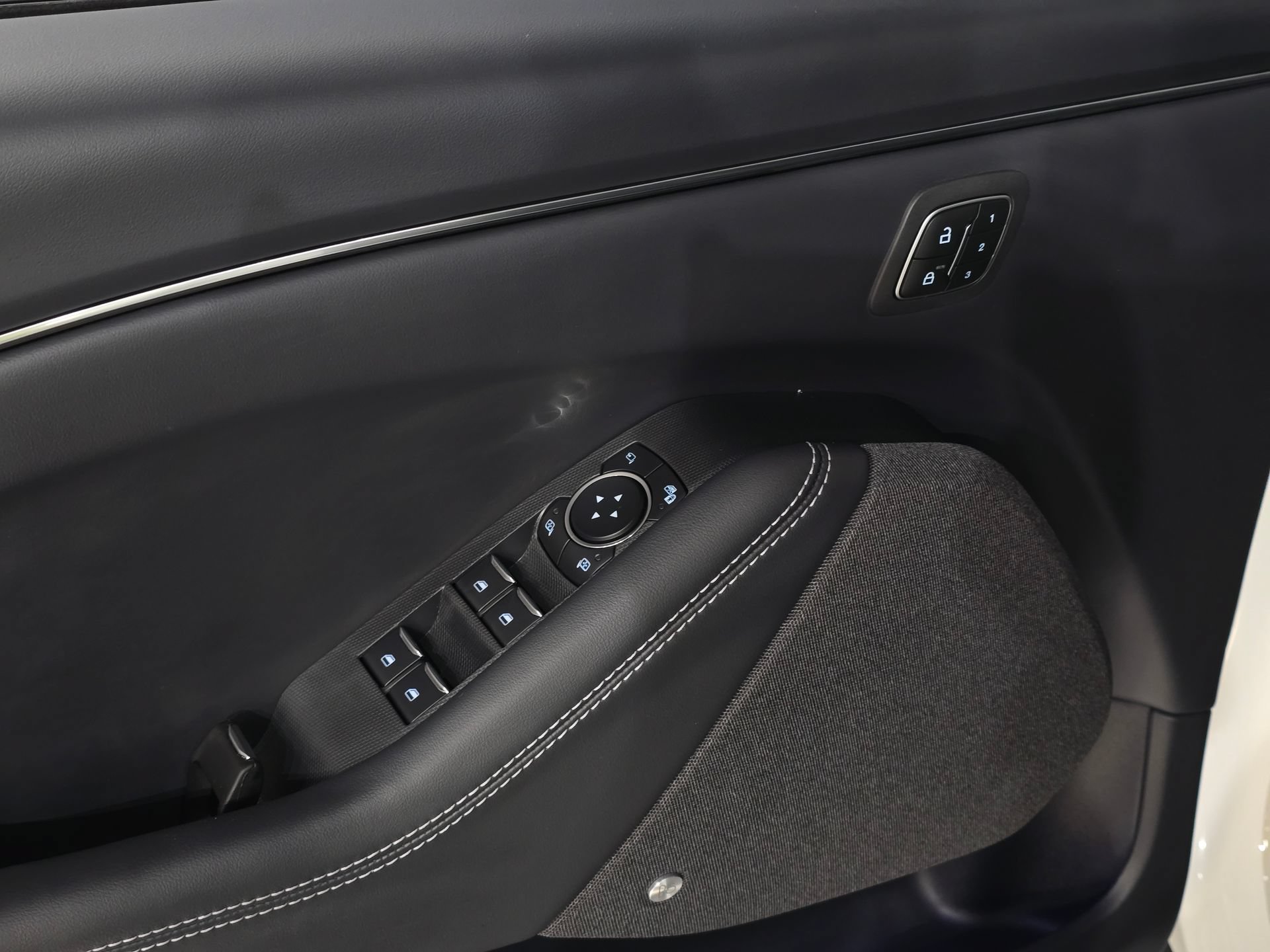 New 2025 Ford Mustang Mach-E Premium AWD/4WD image 22