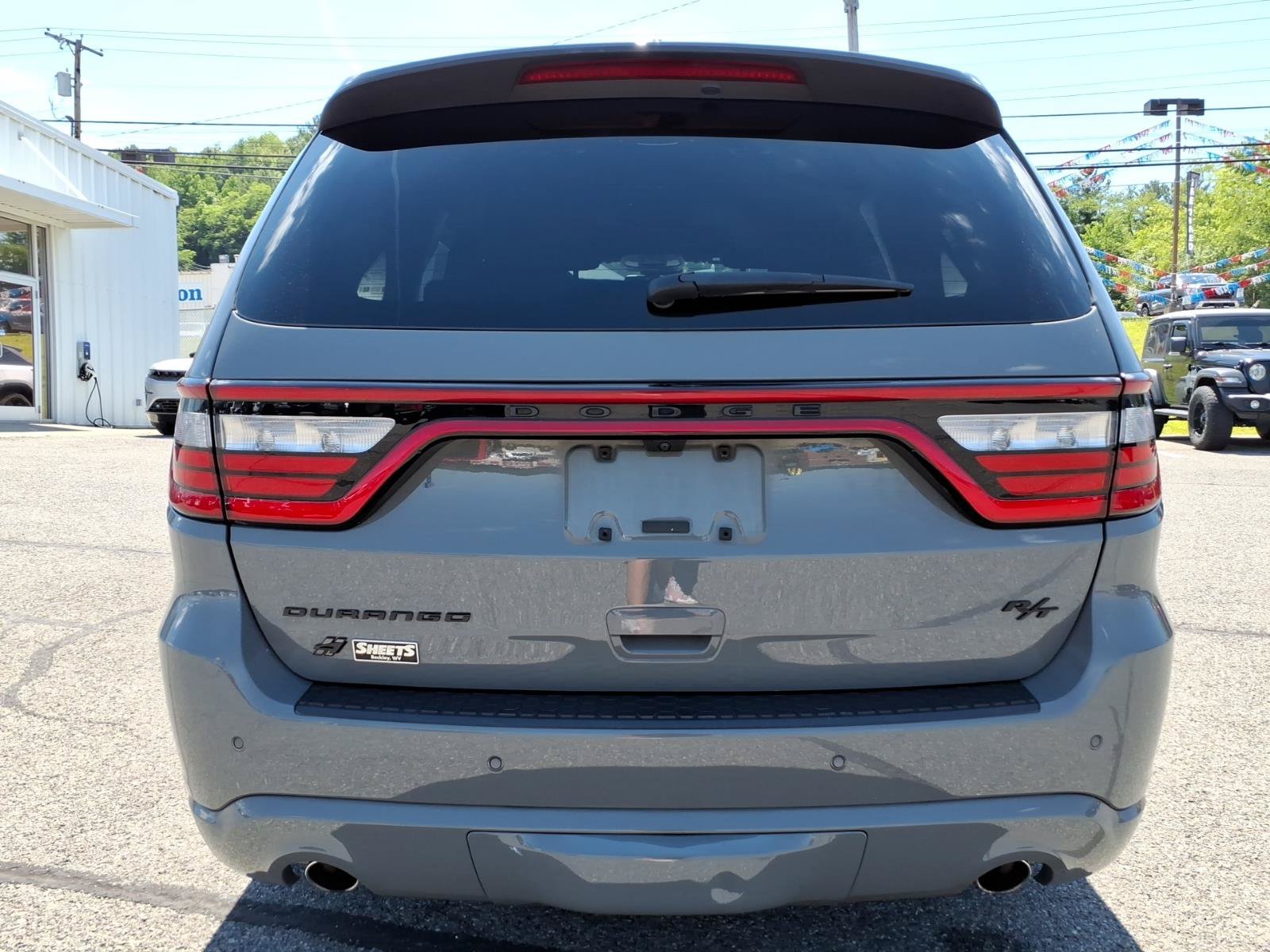 Used 2023 Dodge Durango R/T AWD/4WD image 5