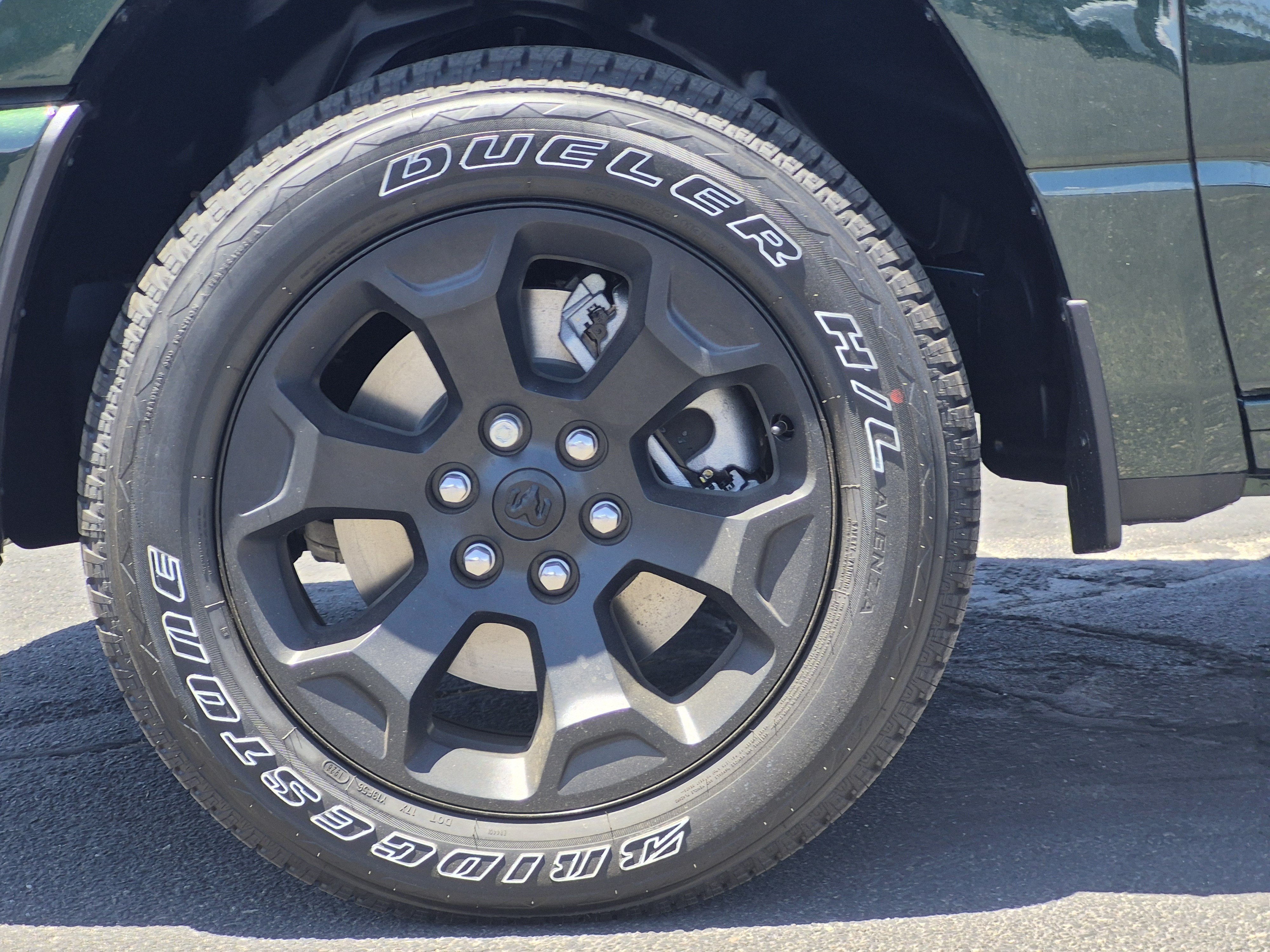 New 2026 RAM 1500 Express AWD/4WD image 11