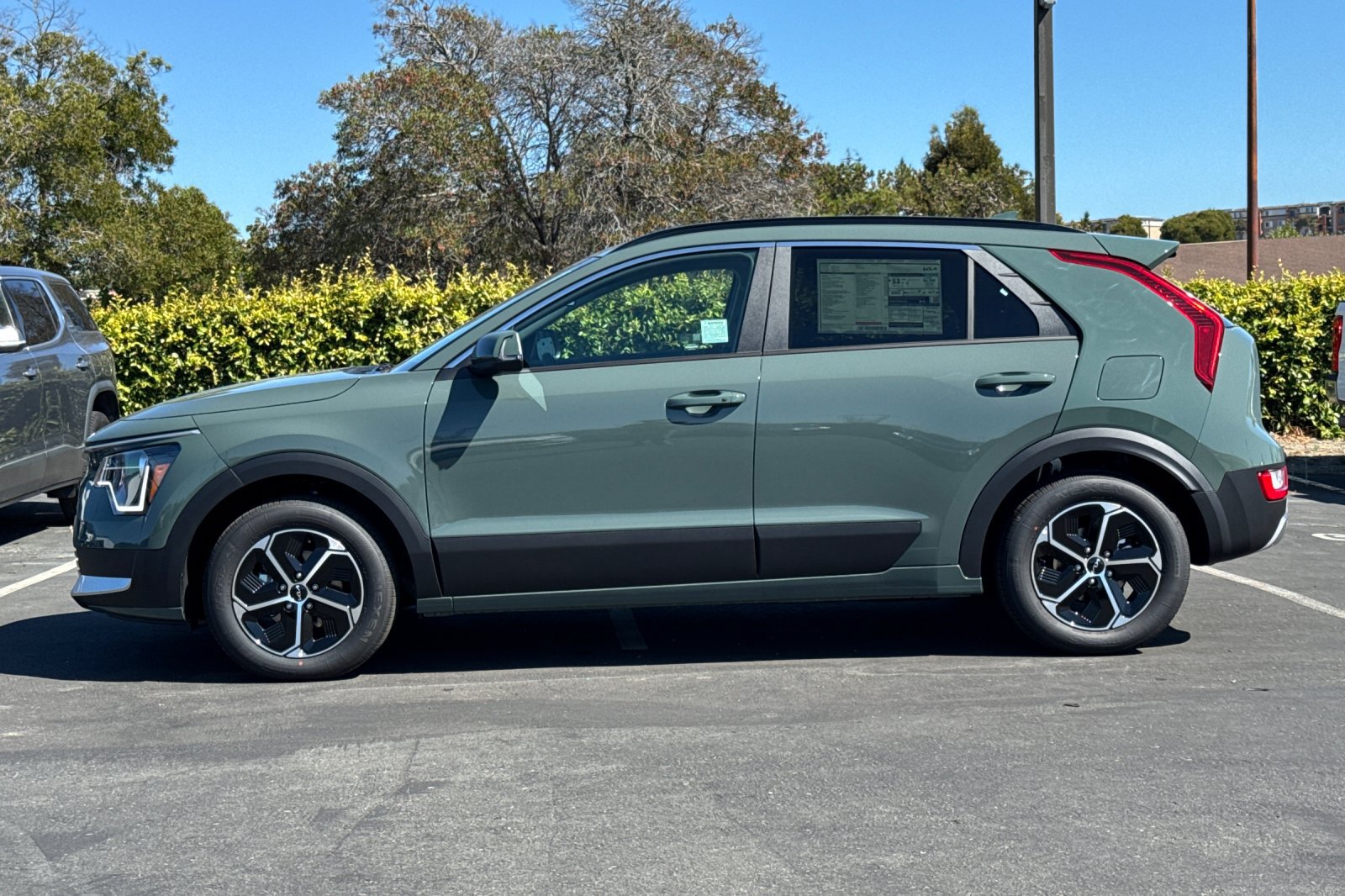 New 2026 Kia Niro EX w/ EX Premium Package FWD image 7
