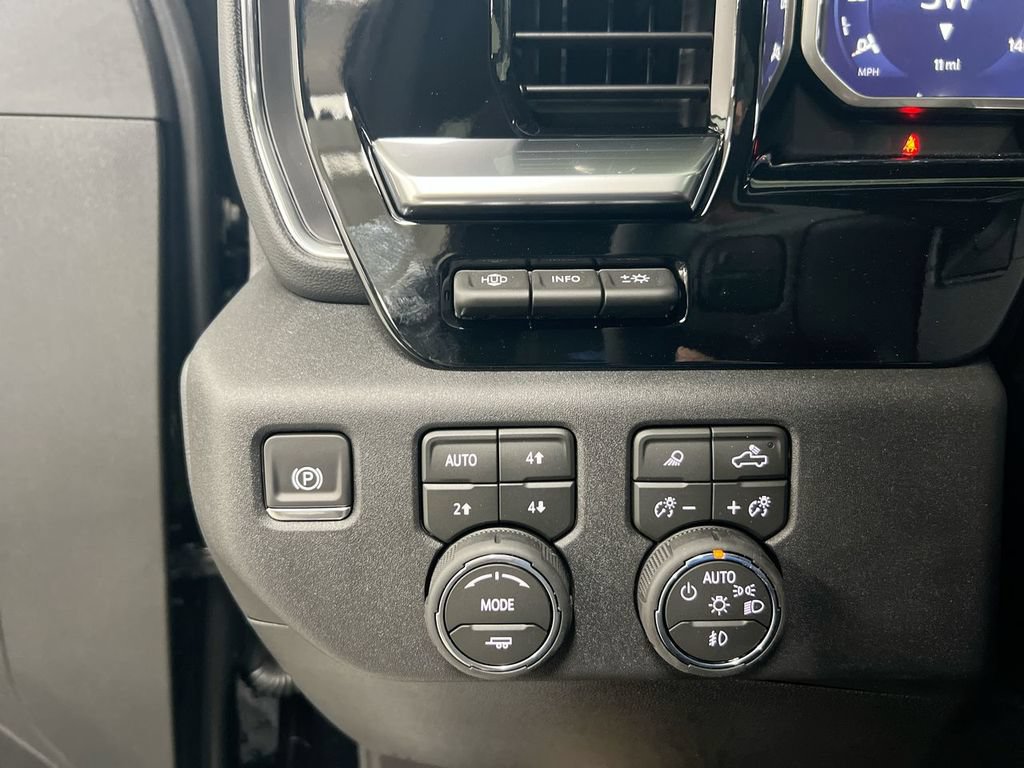 New 2026 Chevrolet Silverado 2500 High Country w/ High Country Premium Package AWD/4WD image 19