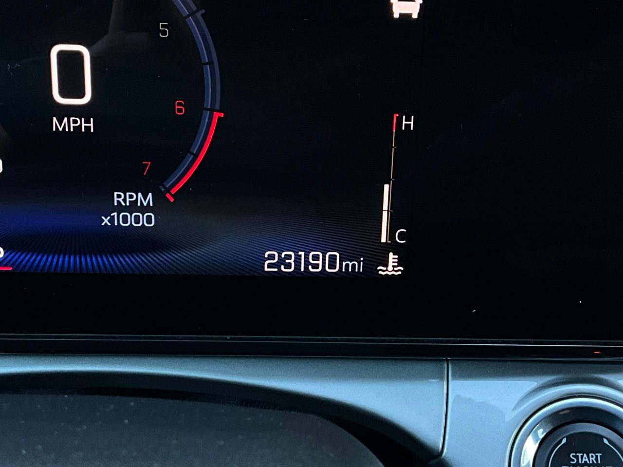 Used 2025 Chevrolet Trax LT image 37