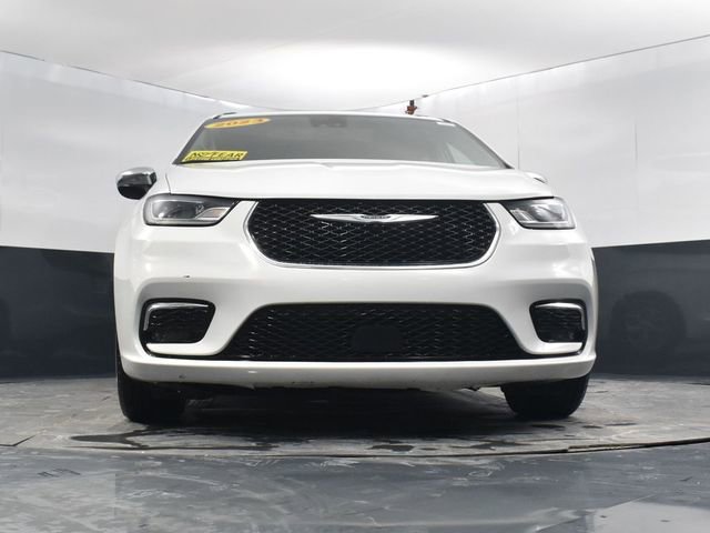Used 2023 Chrysler Pacifica Limited image 46
