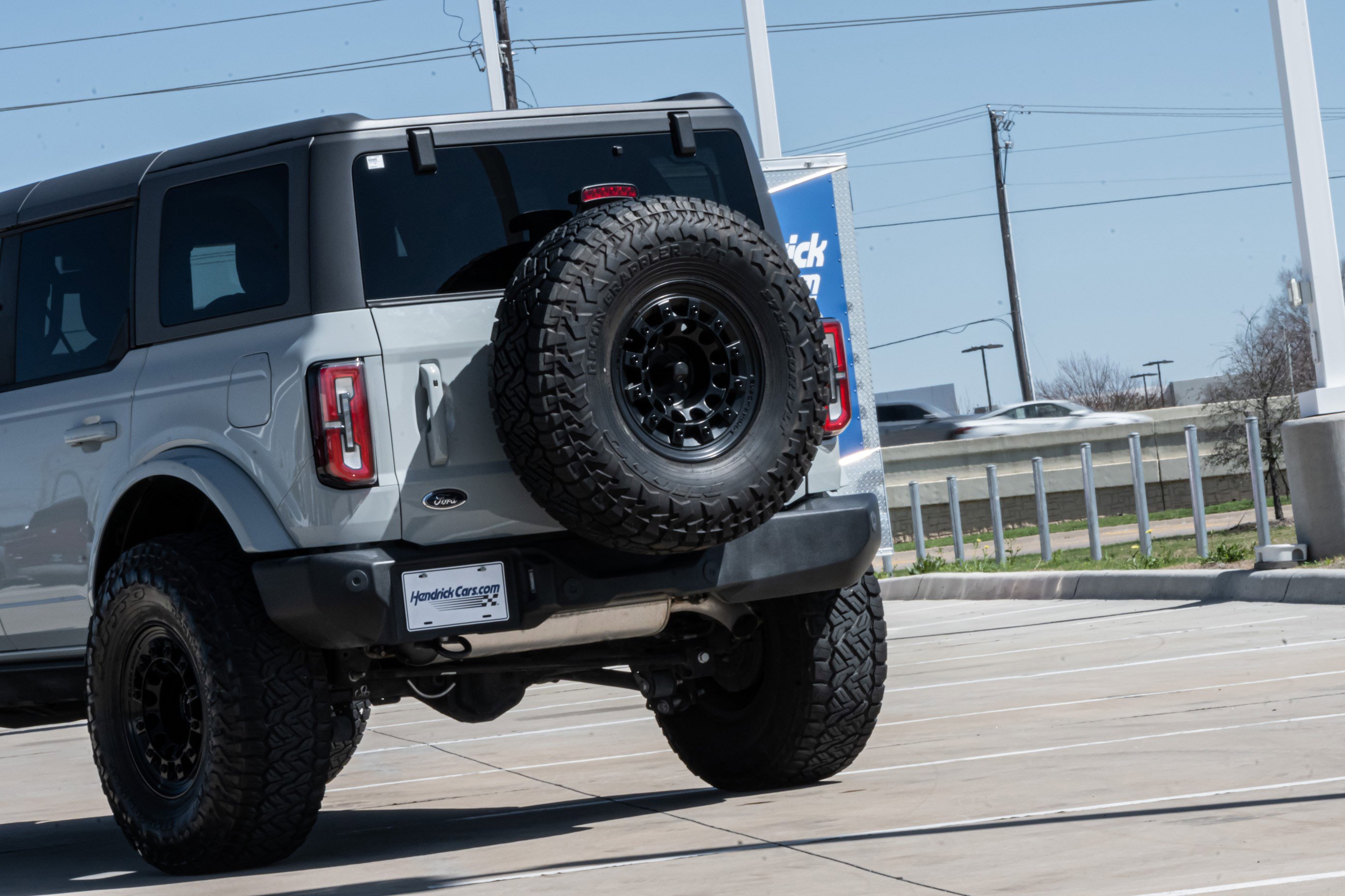 Used 2023 Ford Bronco Outer Banks AWD/4WD image 6