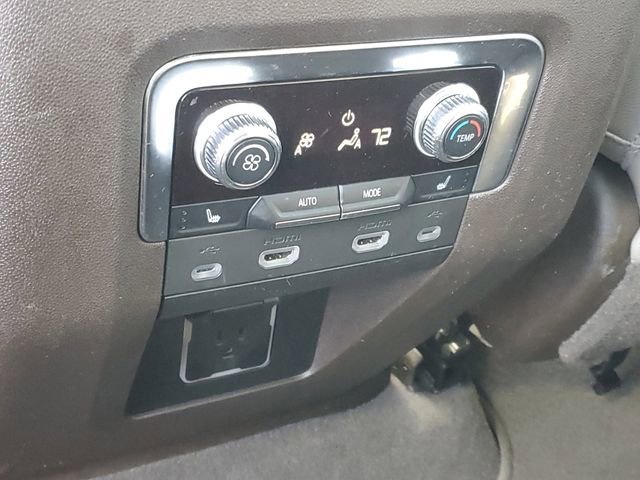 Certified 2021 GMC Yukon SLT w/ SLT Luxury Plus Package AWD/4WD image 12