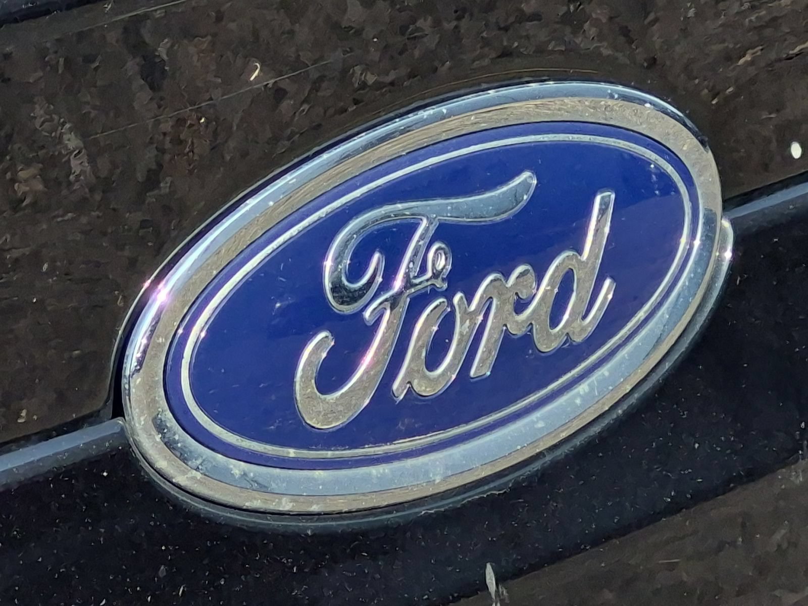 Used 2020 Ford Fusion SE FWD image 12