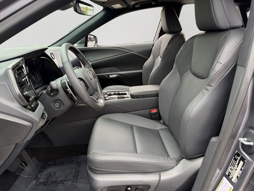 Used 2023 Lexus RX 350 Premium w/ Accessory Package AWD/4WD image 15