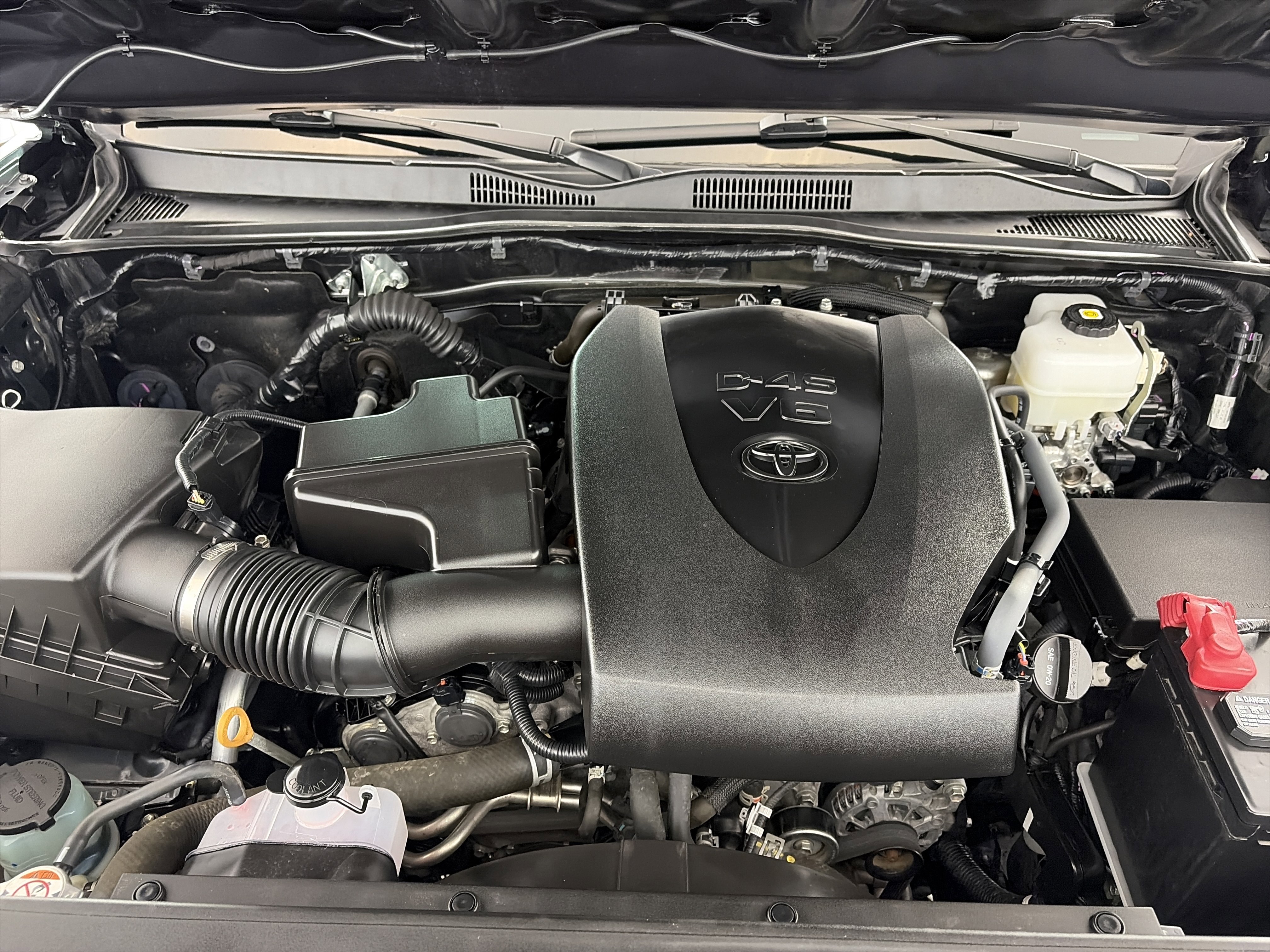 Used 2023 Toyota Tacoma TRD Off-Road image 11