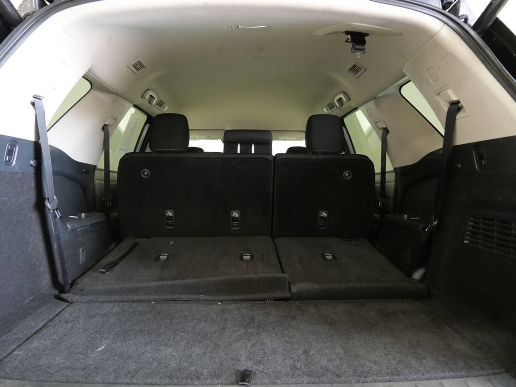 Used 2025 Nissan Pathfinder SV FWD image 28