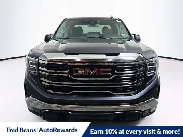 Used 2025 GMC Sierra 1500 SLT AWD/4WD image 2