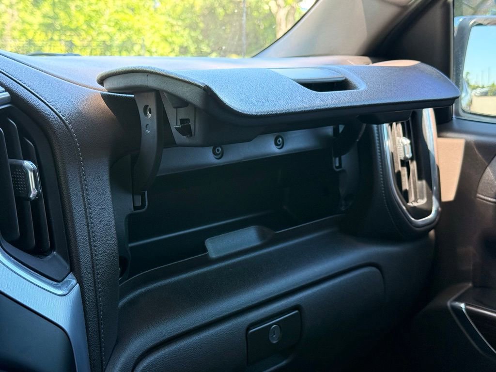 Used 2019 GMC Sierra 1500 SLT AWD/4WD image 19