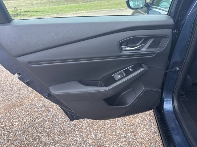 Used 2025 Honda Accord Touring image 11