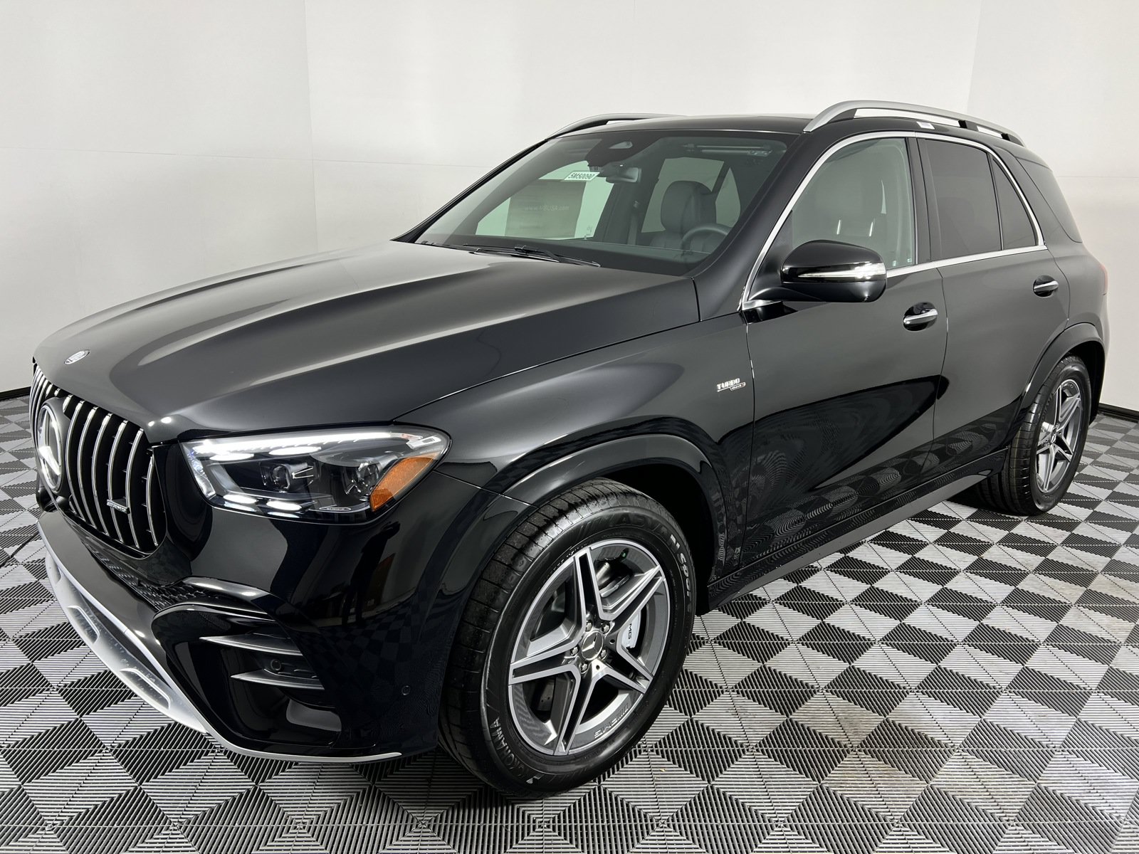 Used 2025 Mercedes-Benz GLE 53 AMG 4MATIC image 9