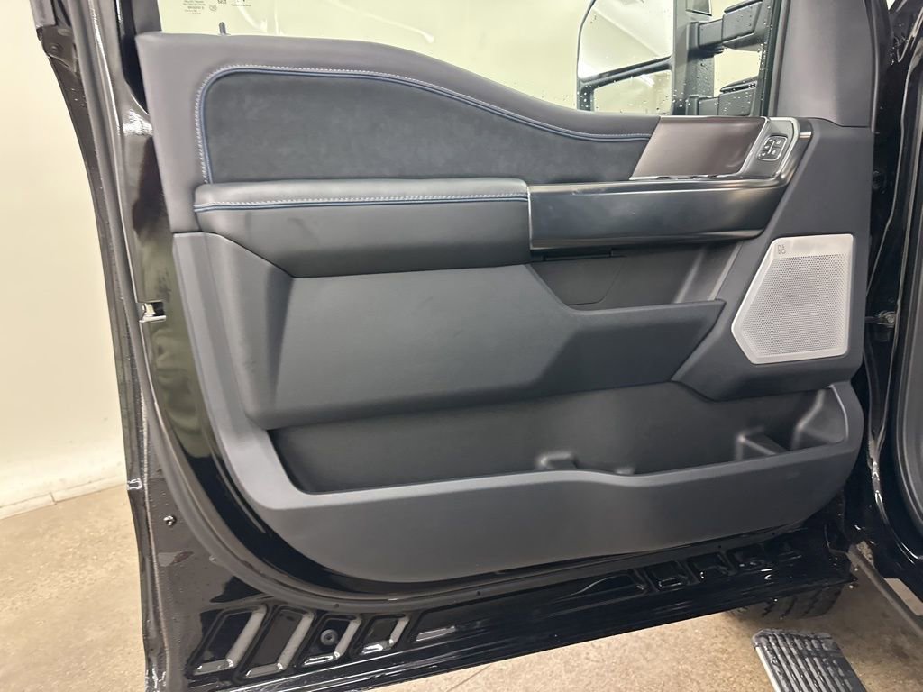 New 2026 Ford F350 Platinum image 29