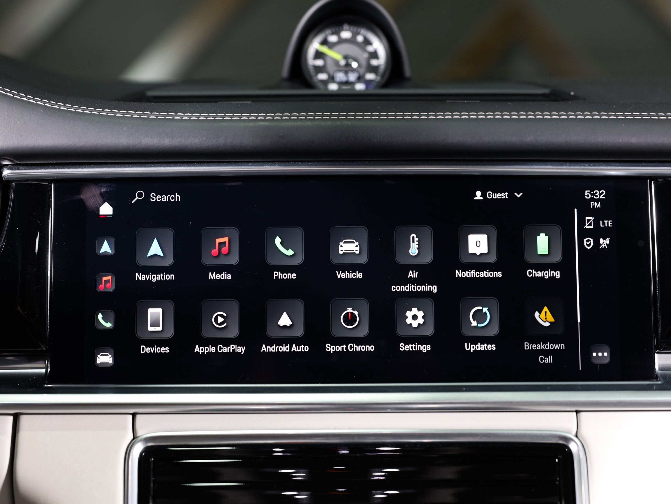 Used 2023 Porsche Panamera Turbo S image 39