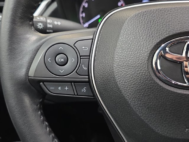 Used 2023 Toyota Corolla Cross AWD Hybrid image 13