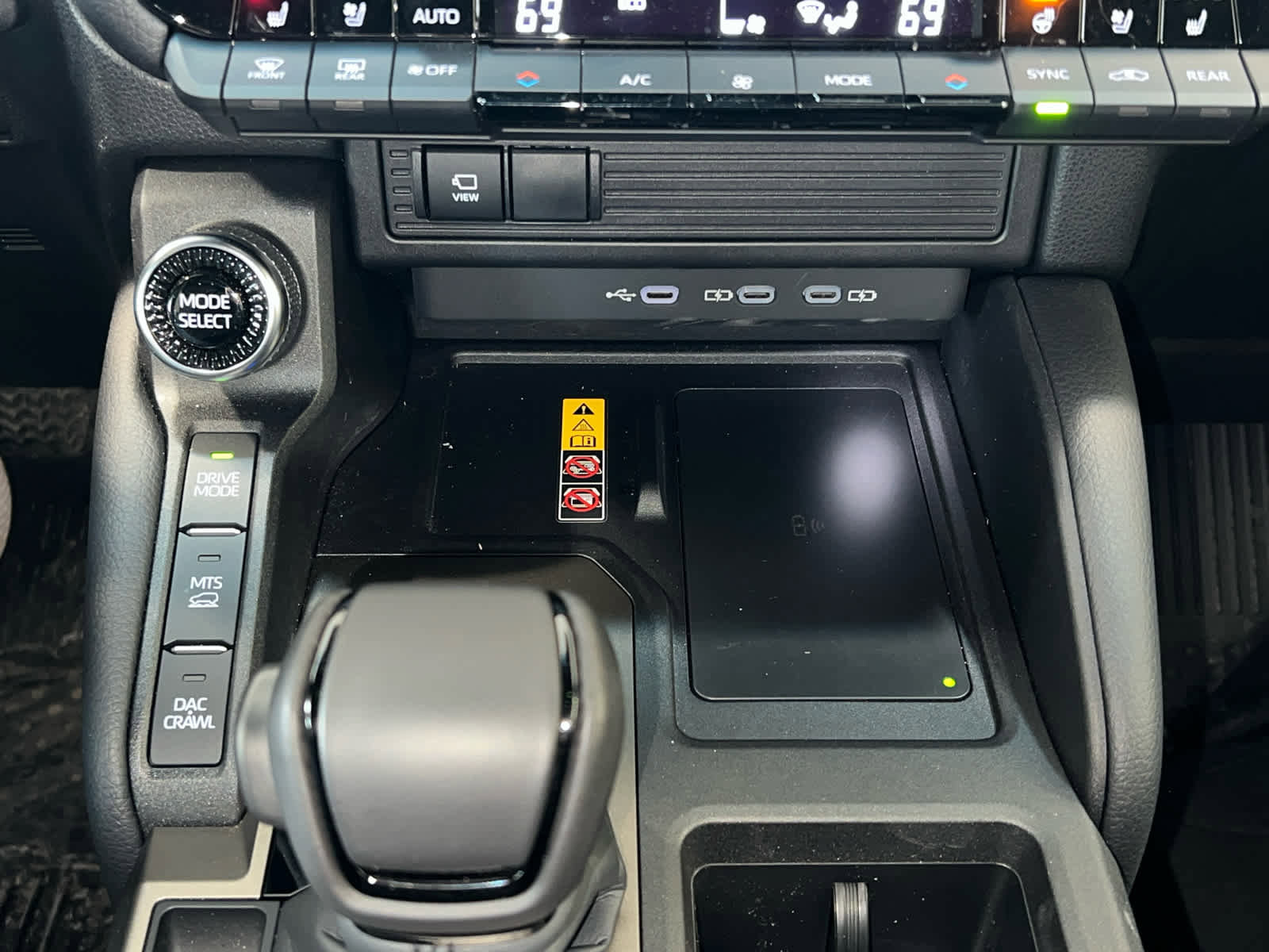 Used 2026 Toyota Land Cruiser w/ Premium Package image 27