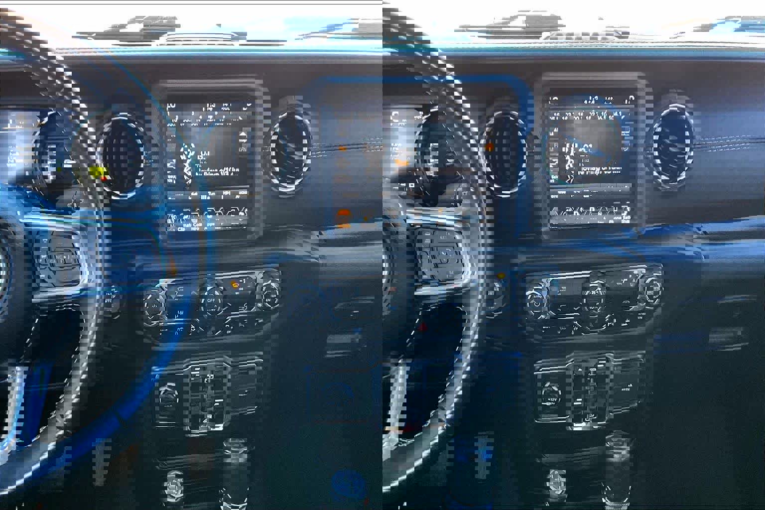 Used 2021 Jeep Wrangler Unlimited Sahara w/ Safety Group image 6