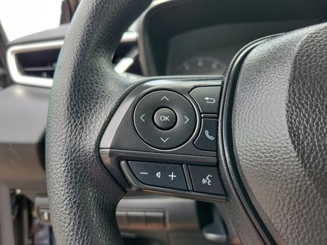 Used 2025 Toyota Corolla LE FWD image 14
