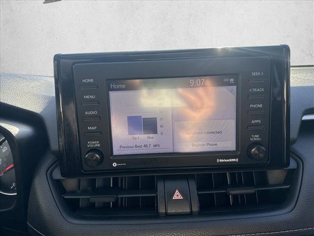 Used 2021 Toyota RAV4 LE image 13