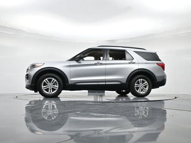 Used 2022 Ford Explorer XLT image 37