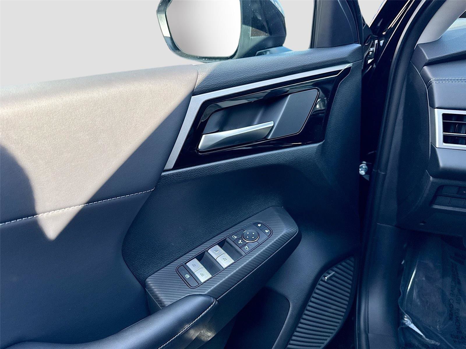 New 2026 Mitsubishi Outlander SE AWD/4WD image 16