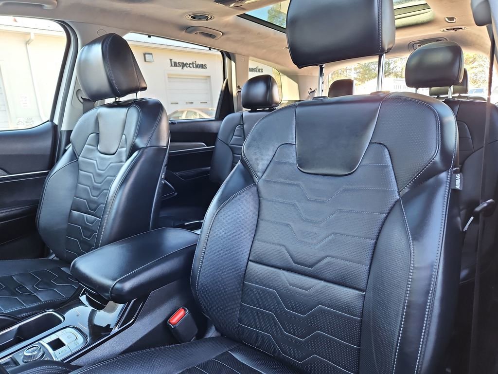 Used 2022 Kia Telluride SX w/ SX Prestige Package image 27