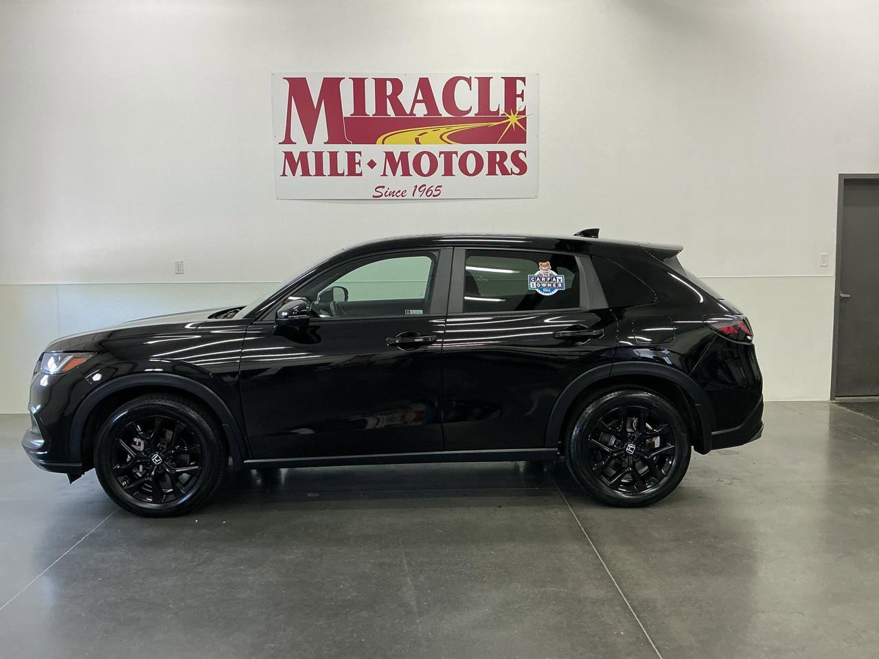 Used 2023 Honda HR-V Sport image 2