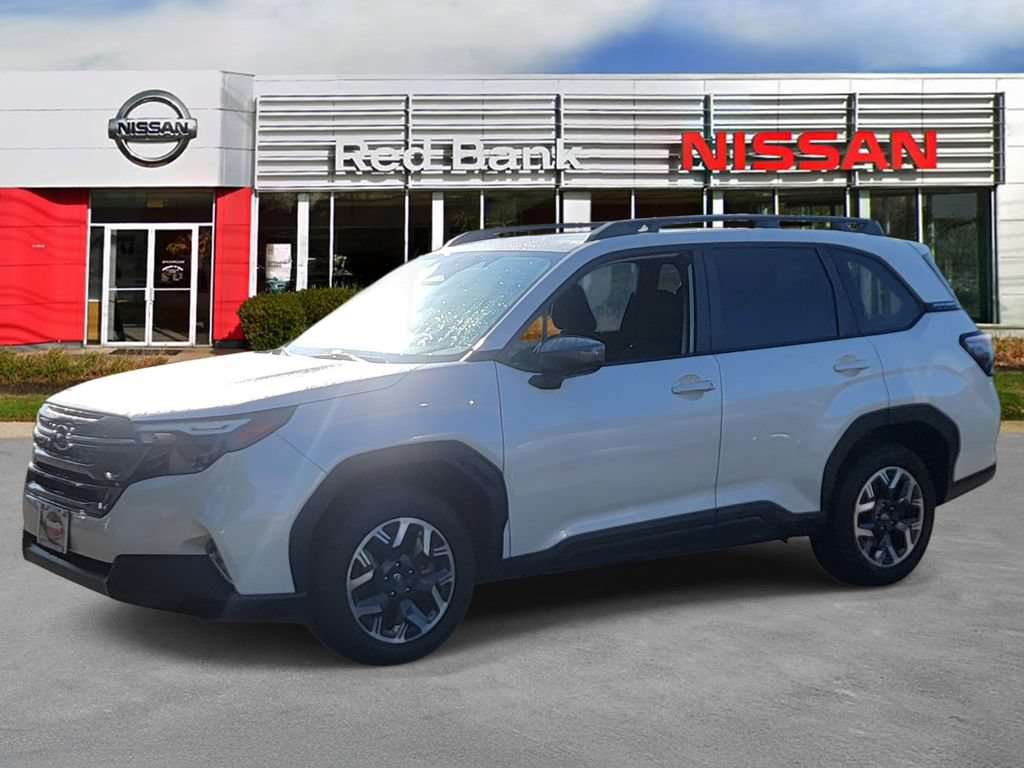 Used 2025 Subaru Forester Premium AWD/4WD image 5