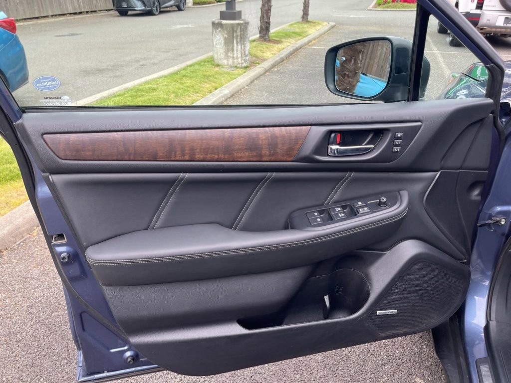 Used 2018 Subaru Outback 2.5i Limited AWD/4WD image 11