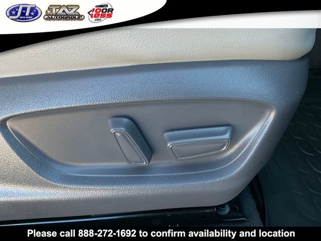Used 2019 Toyota Camry XSE FWD image 15