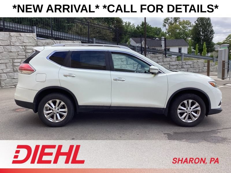 Used 2016 Nissan Rogue SV w/ SV Premium Package AWD/4WD image 8