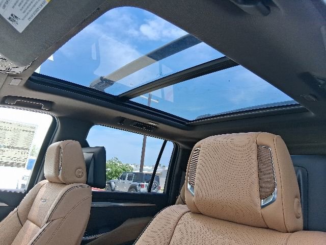 New 2026 Cadillac Escalade ESV Luxury w/ Touring Package RWD image 25