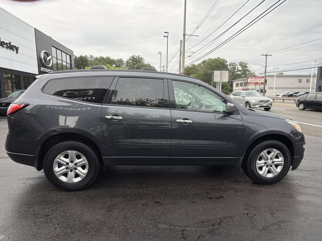 Used 2014 Chevrolet Traverse LS FWD image 9