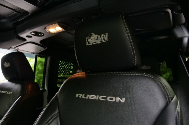 Used 2016 Jeep Wrangler Unlimited Rubicon AWD/4WD image 22