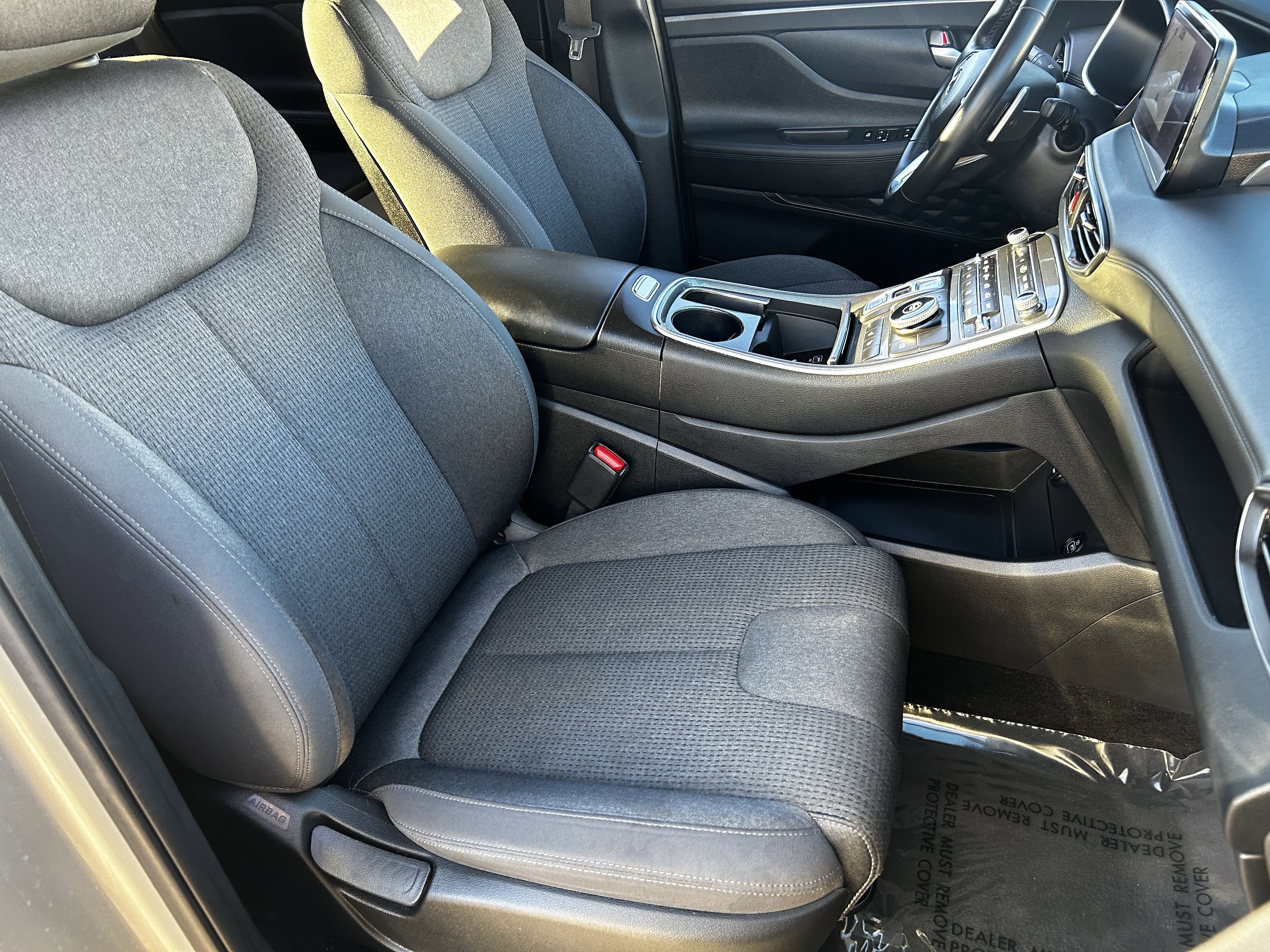 Used 2023 Hyundai Santa Fe SEL image 9