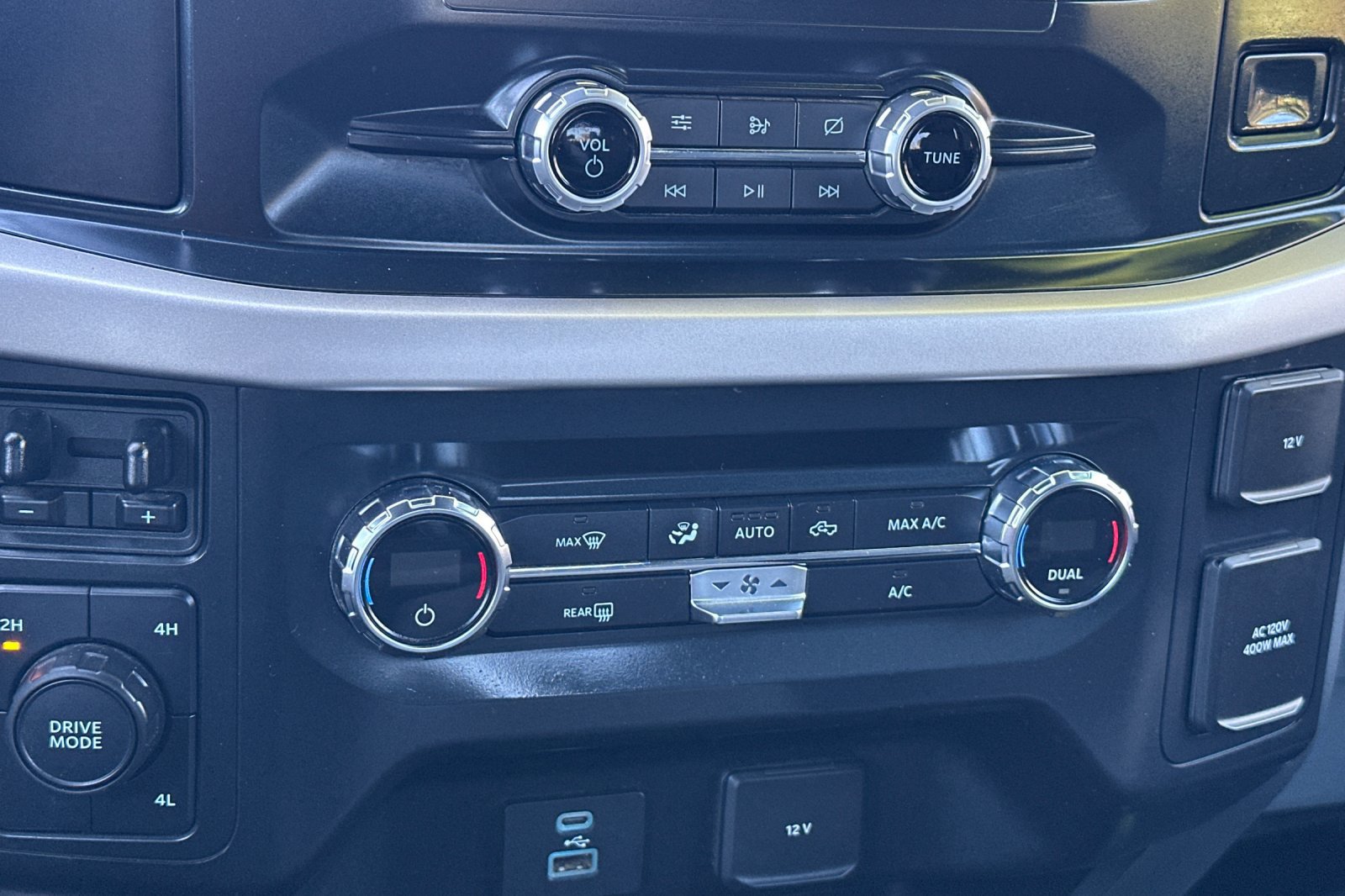 Used 2021 Ford F150 XLT w/ Equipment Group 301A Mid AWD/4WD image 19