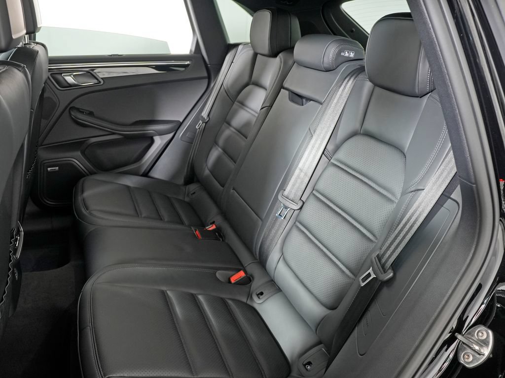 New 2026 Porsche Macan S AWD/4WD image 35