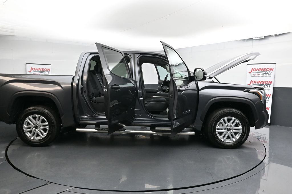 Used 2023 Toyota Tundra SR5 w/ SR5 Convenience Package AWD/4WD image 47
