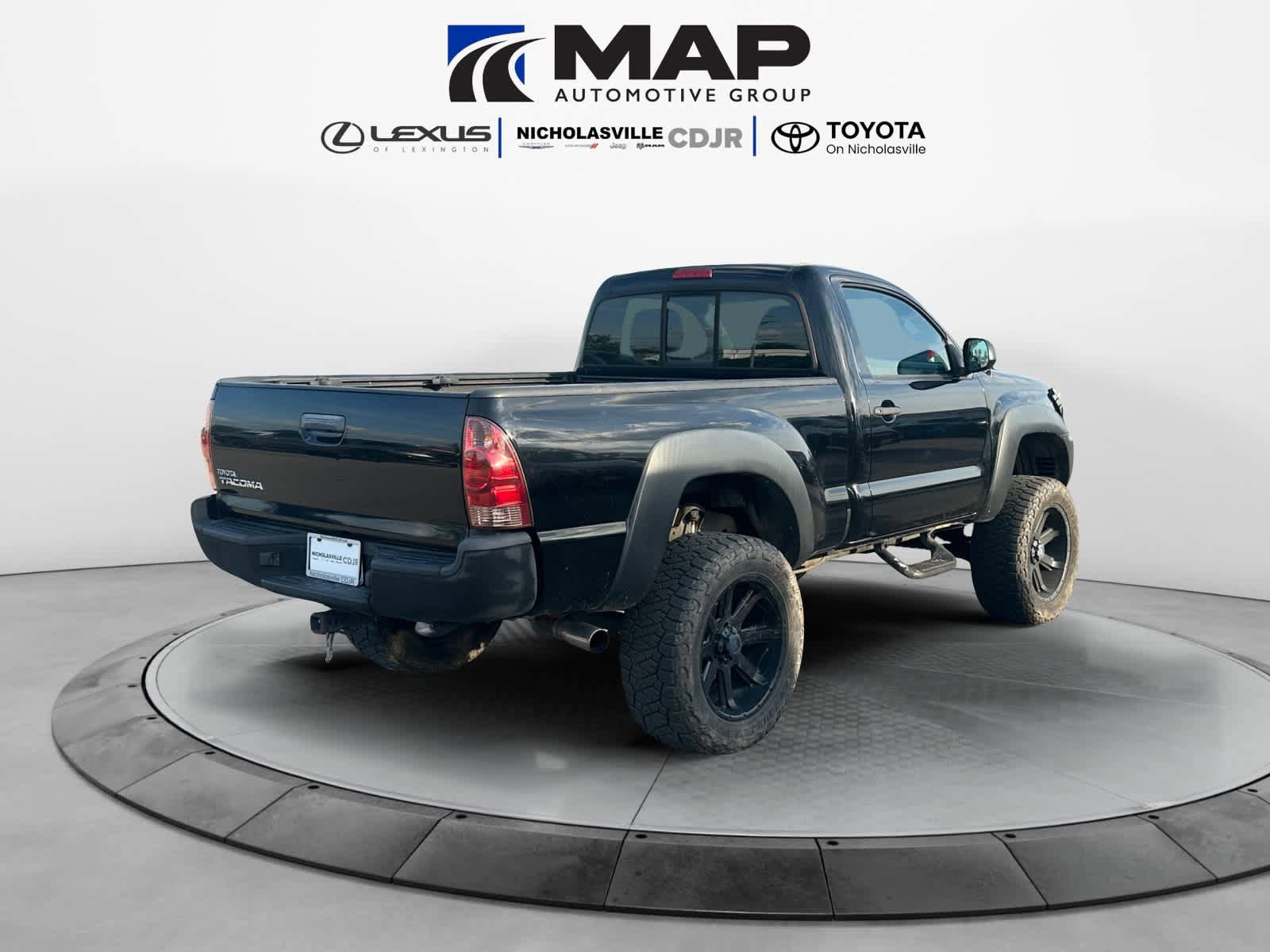 Used 2013 Toyota Tacoma 4x4 Regular Cab image 5