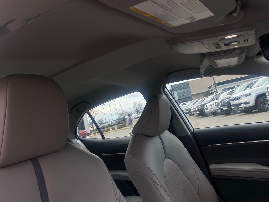 Used 2024 Toyota Camry XSE image 28
